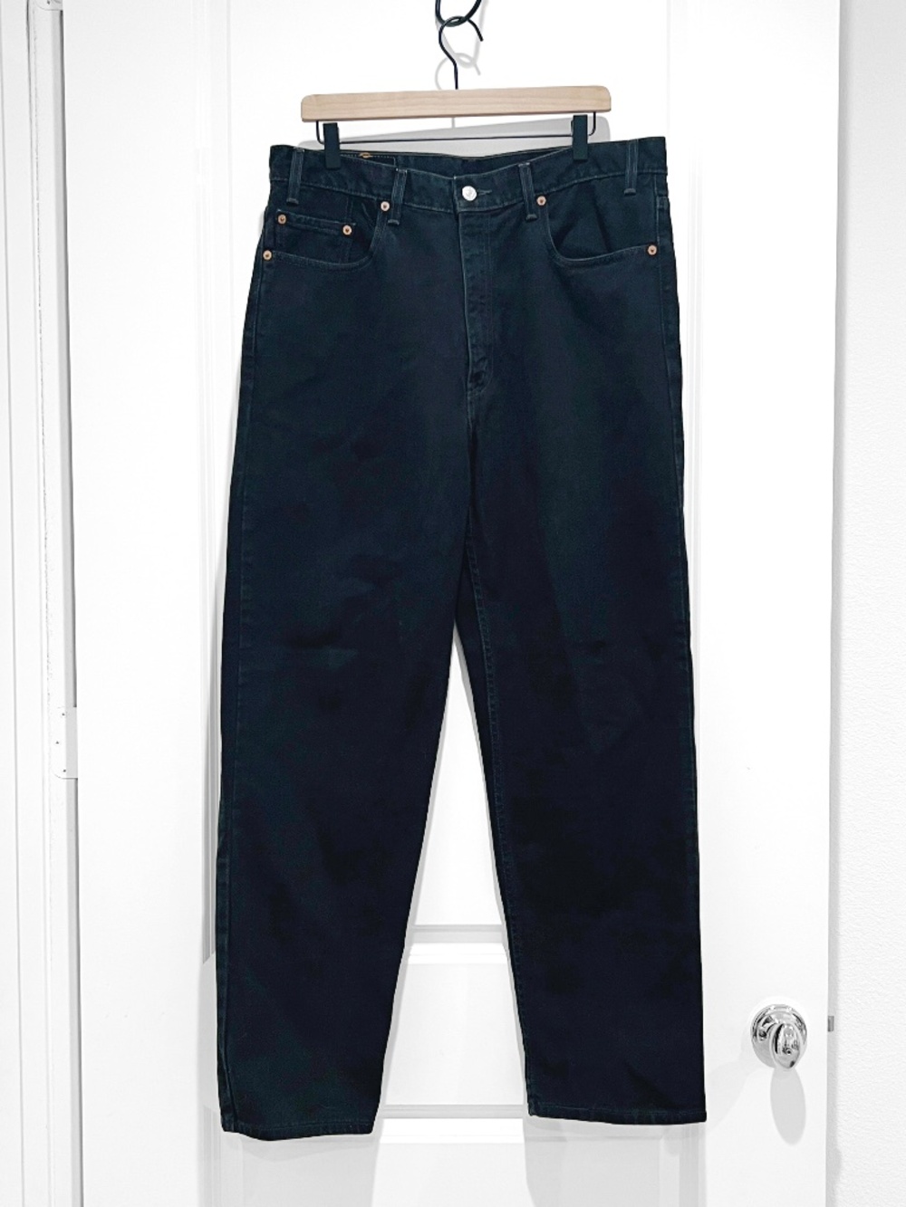 Vintage Levis 550 Jeans Mens 38x32 Black Denim Relaxed Taper Fit black y2k 90s